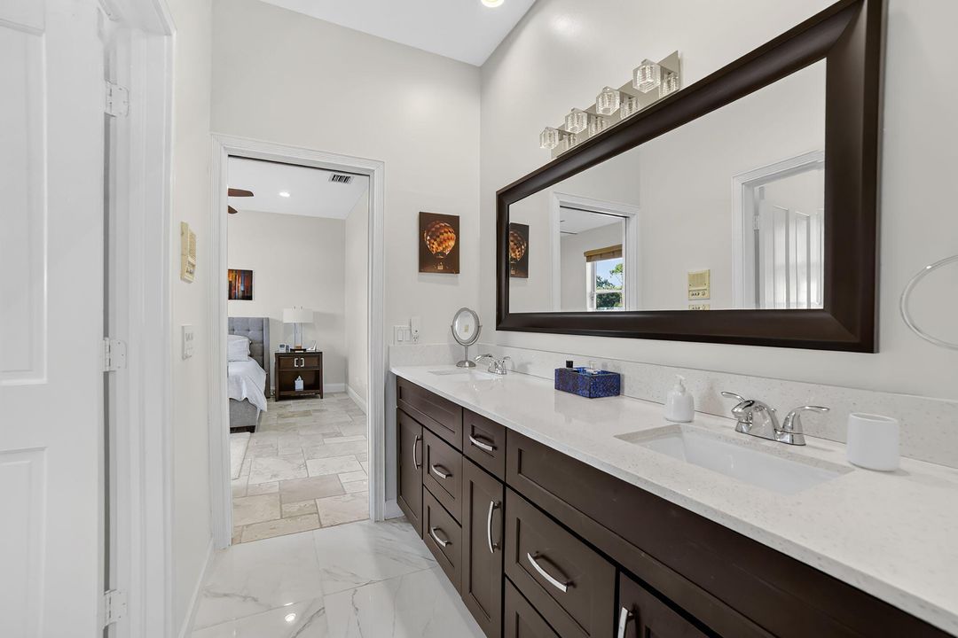 待售: $1,900,000 (6 贝兹, 5 浴室, 5218 平方英尺)