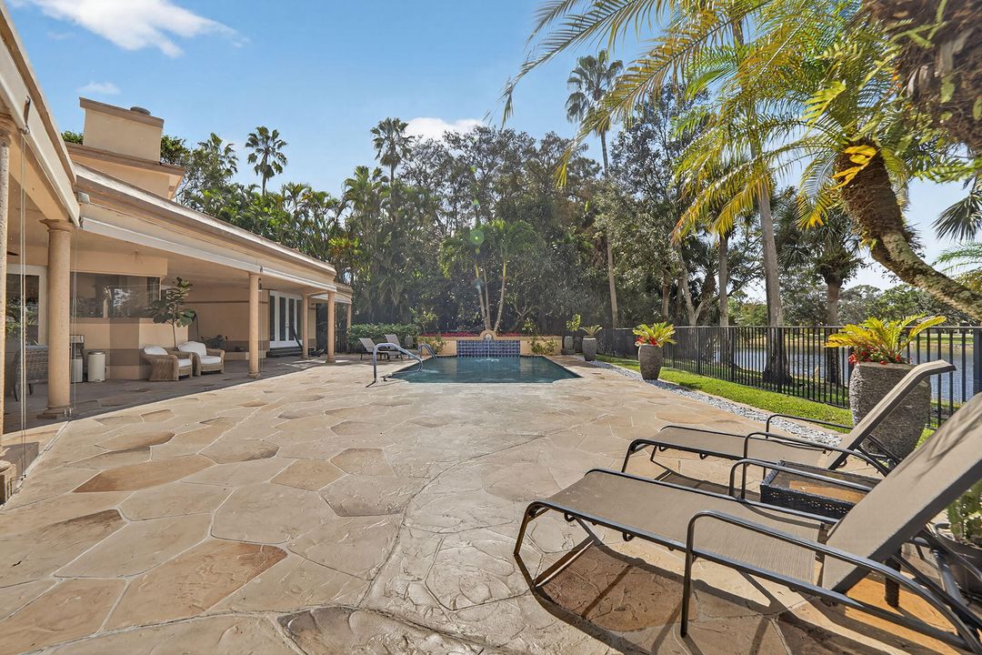 待售: $1,900,000 (6 贝兹, 5 浴室, 5218 平方英尺)