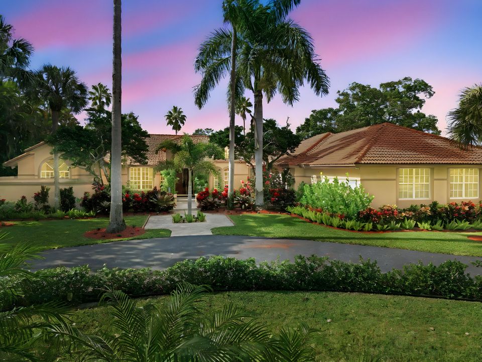 待售: $1,900,000 (6 贝兹, 5 浴室, 5218 平方英尺)