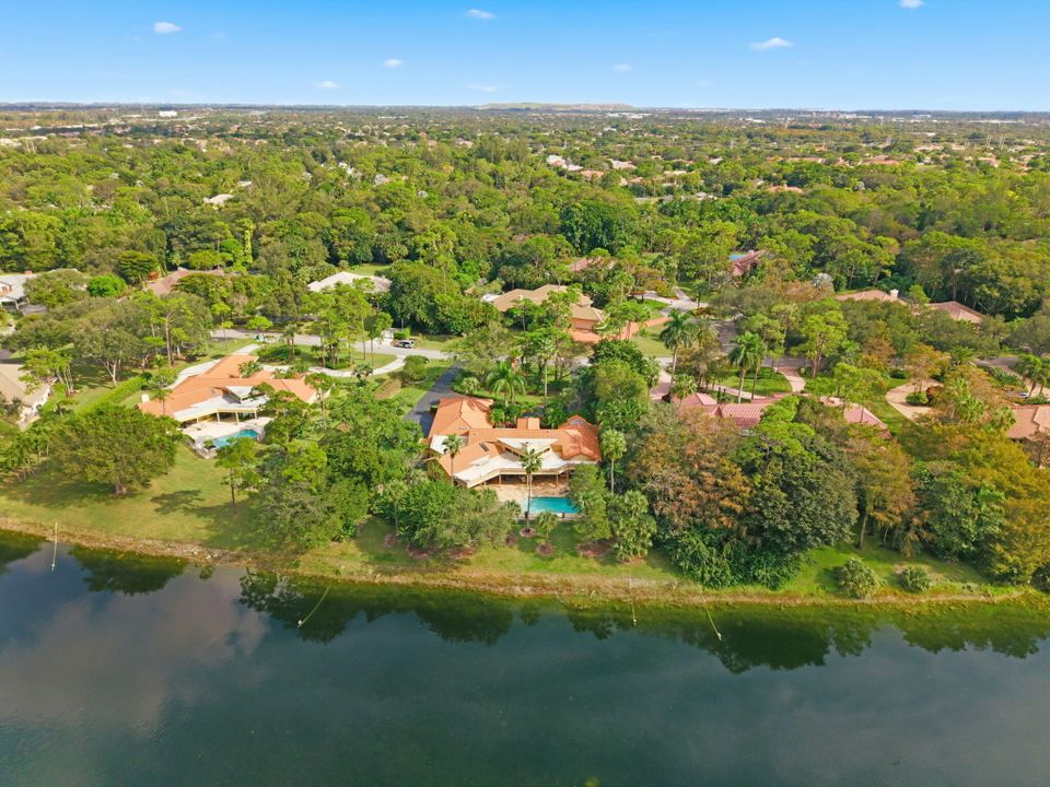 待售: $1,900,000 (6 贝兹, 5 浴室, 5218 平方英尺)