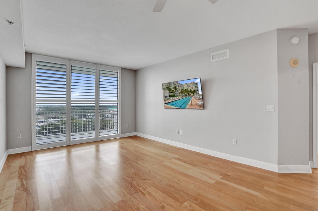 На продажу: $349,999 (1 спален, 1 ванн, 805 Квадратных фут)