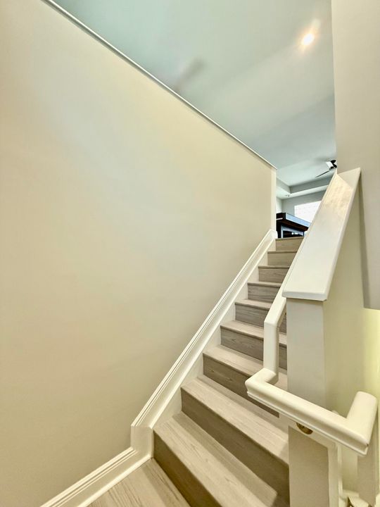 На продажу: $1,249,990 (5 спален, 3 ванн, 3069 Квадратных фут)