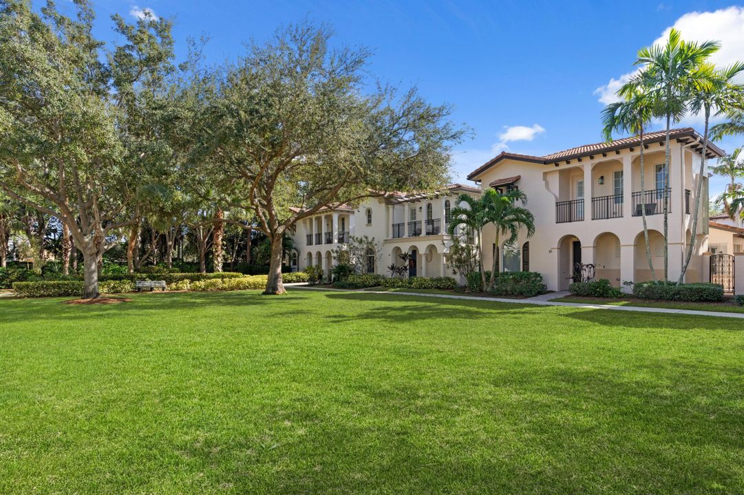 For Sale: $875,000 (3 beds, 3 baths, 2235 Square Feet)