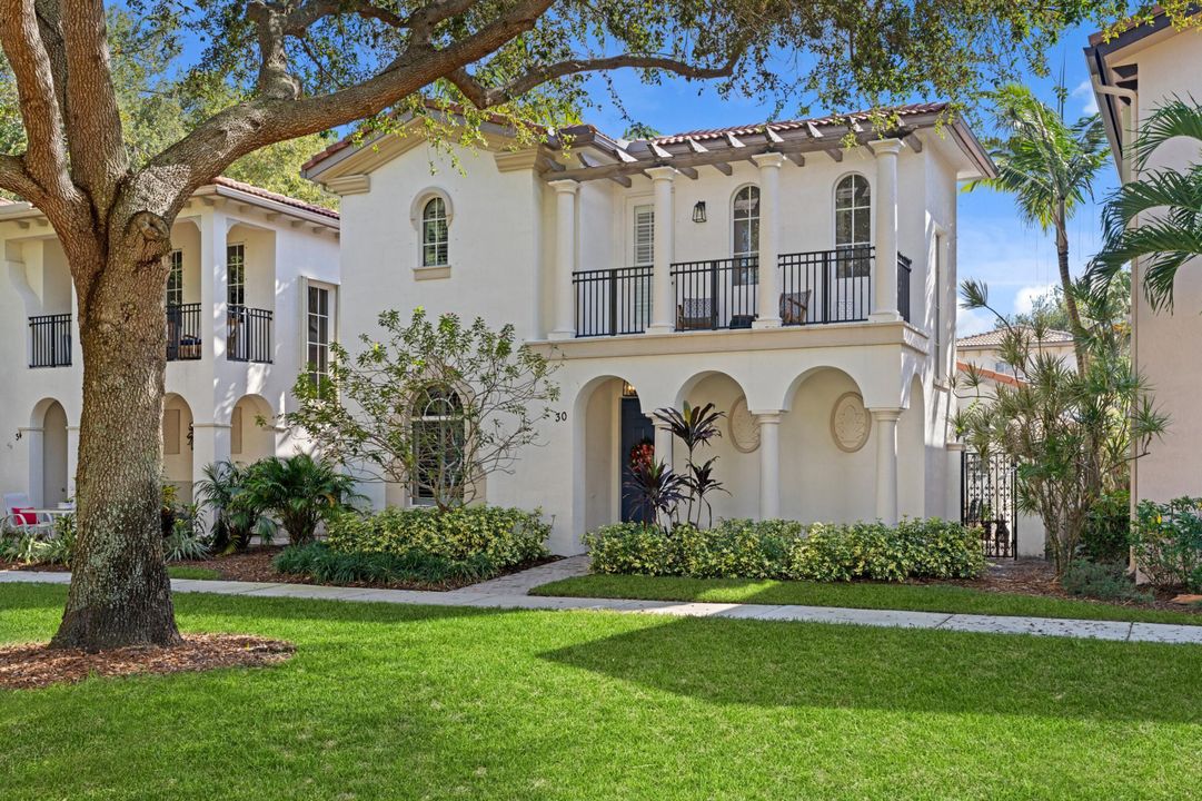 For Sale: $875,000 (3 beds, 3 baths, 2235 Square Feet)