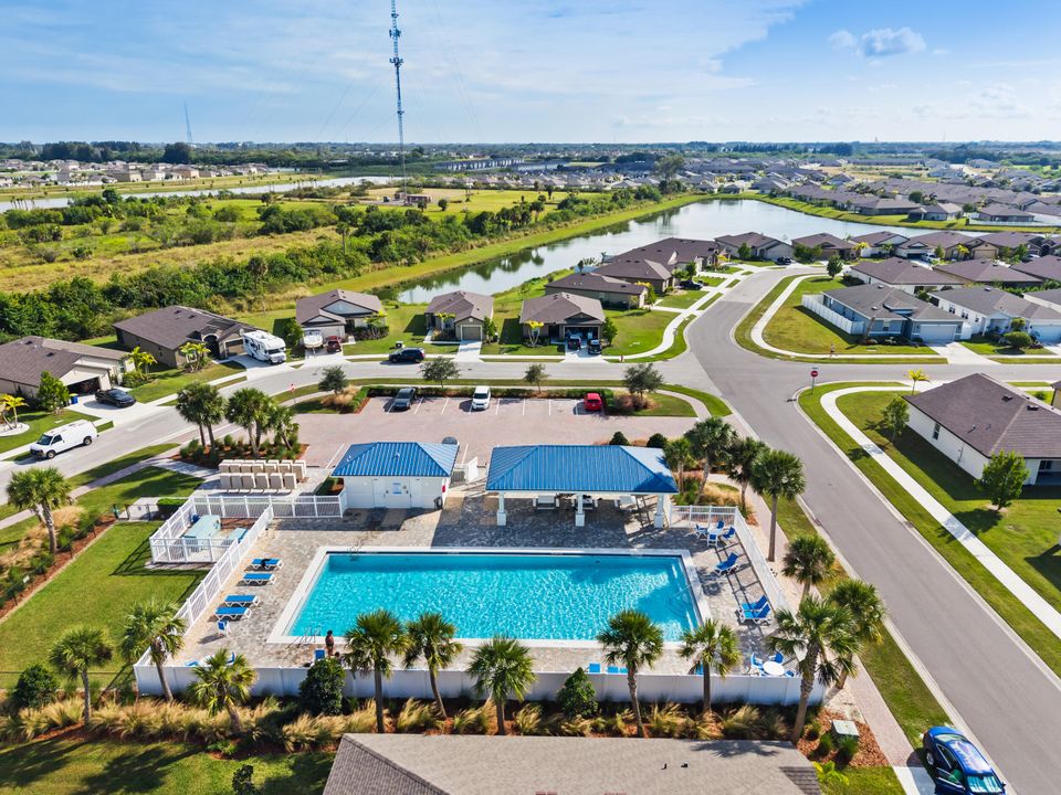 For Sale: $385,000 (3 beds, 2 baths, 1542 Square Feet)