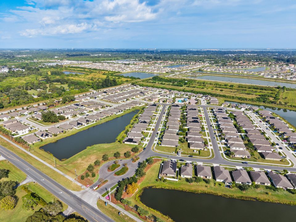 For Sale: $385,000 (3 beds, 2 baths, 1542 Square Feet)