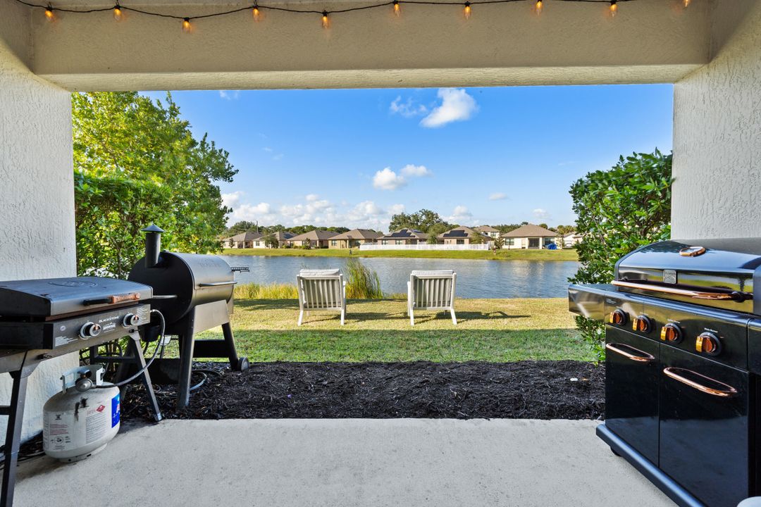 For Sale: $385,000 (3 beds, 2 baths, 1542 Square Feet)