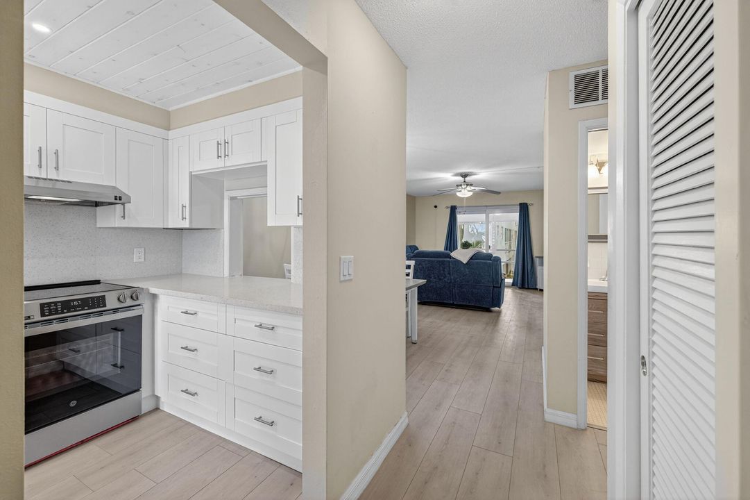 En Venta: $169,000 (2 camas, 2 baños, 920 Pies cuadrados)