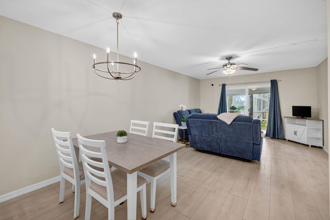 En Venta: $169,000 (2 camas, 2 baños, 920 Pies cuadrados)