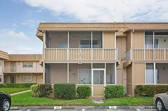 待售: $83,000 (1 贝兹, 1 浴室, 720 平方英尺)