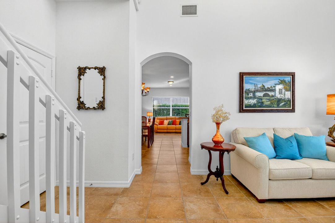 For Sale: $725,000 (3 beds, 2 baths, 2094 Square Feet)