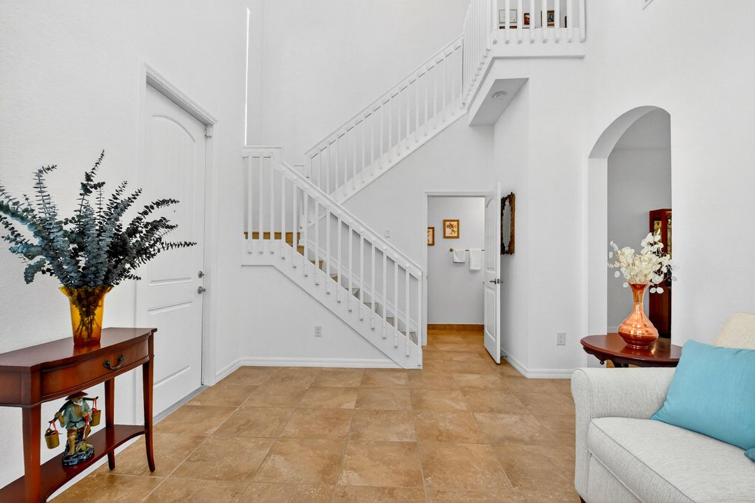 For Sale: $725,000 (3 beds, 2 baths, 2094 Square Feet)