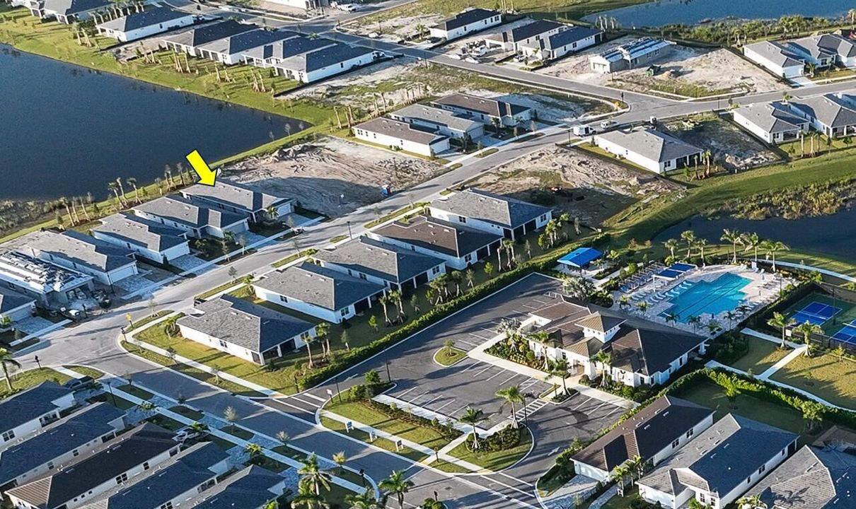 待售: $549,420 (2 贝兹, 2 浴室, 1802 平方英尺)