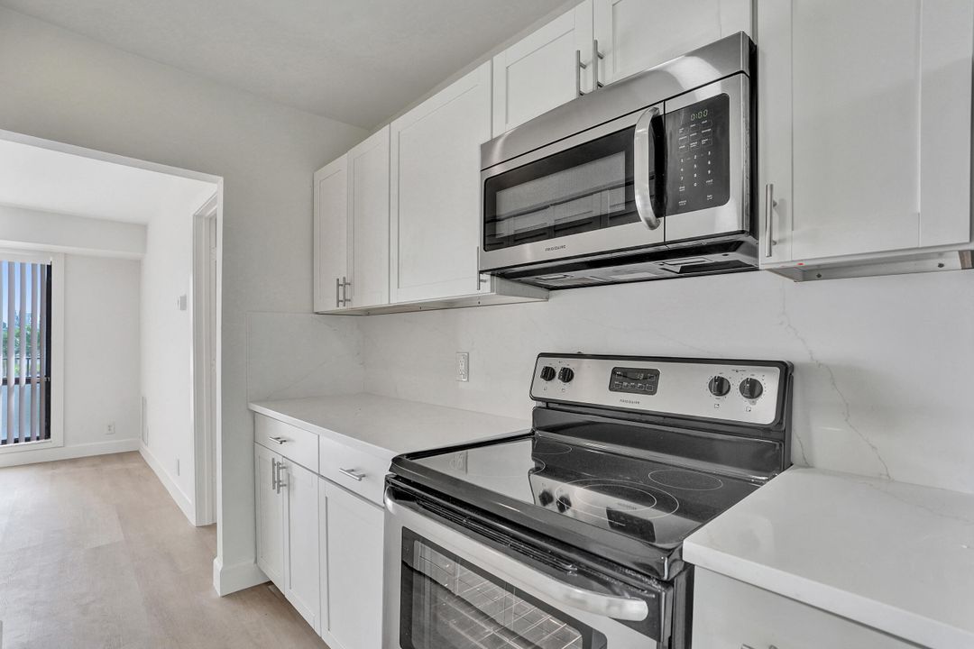 En Venta: $275,000 (2 camas, 2 baños, 1247 Pies cuadrados)