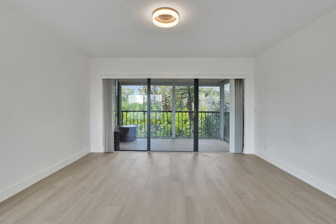 En Venta: $275,000 (2 camas, 2 baños, 1247 Pies cuadrados)