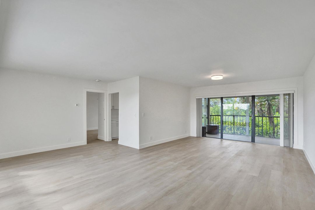 En Venta: $275,000 (2 camas, 2 baños, 1247 Pies cuadrados)