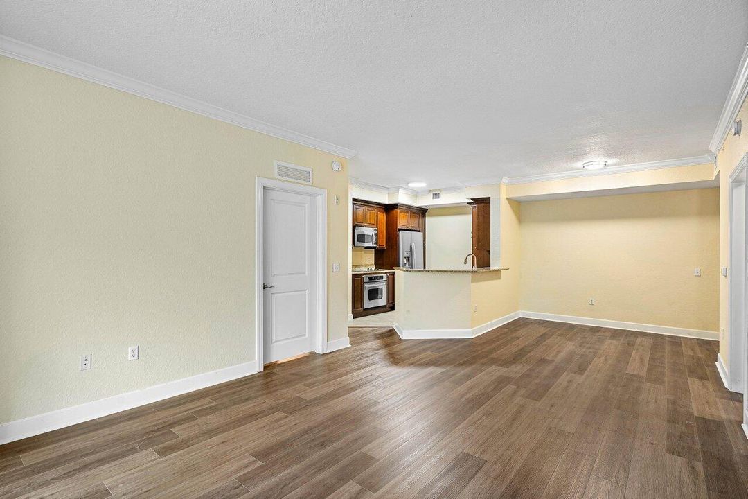 En Renta: $2,200 (2 camas, 2 baños, 1240 Pies cuadrados)