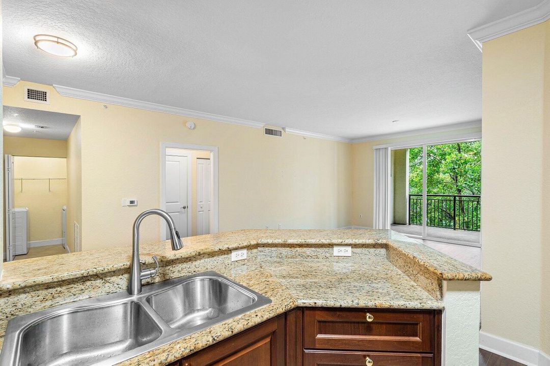 En Renta: $2,200 (2 camas, 2 baños, 1240 Pies cuadrados)