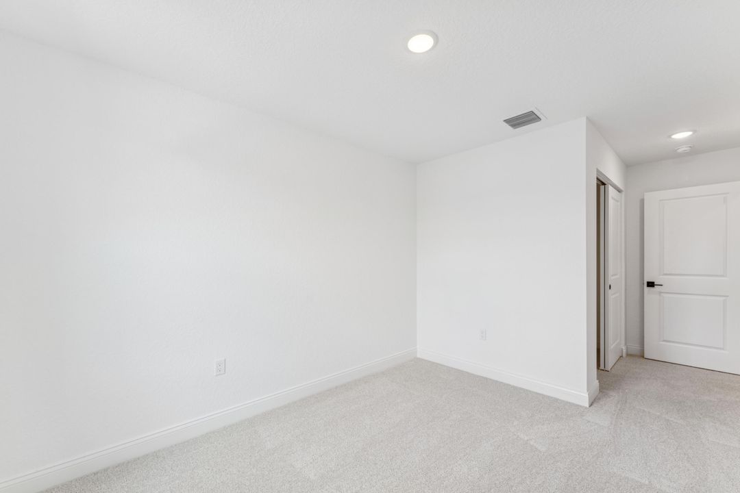 На продажу: $408,888 (3 спален, 2 ванн, 1683 Квадратных фут)