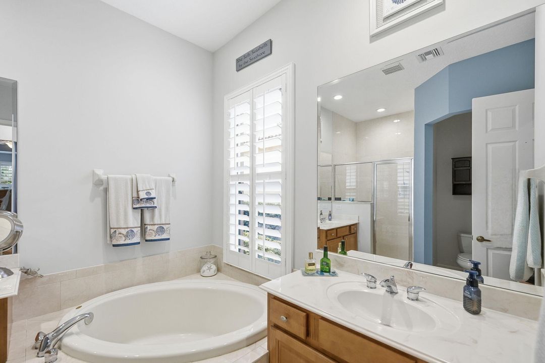 For Sale: $384,900 (3 beds, 2 baths, 1789 Square Feet)