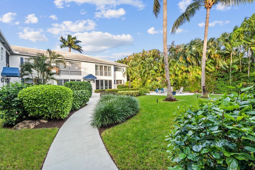 En Venta: $674,900 (2 camas, 2 baños, 1160 Pies cuadrados)