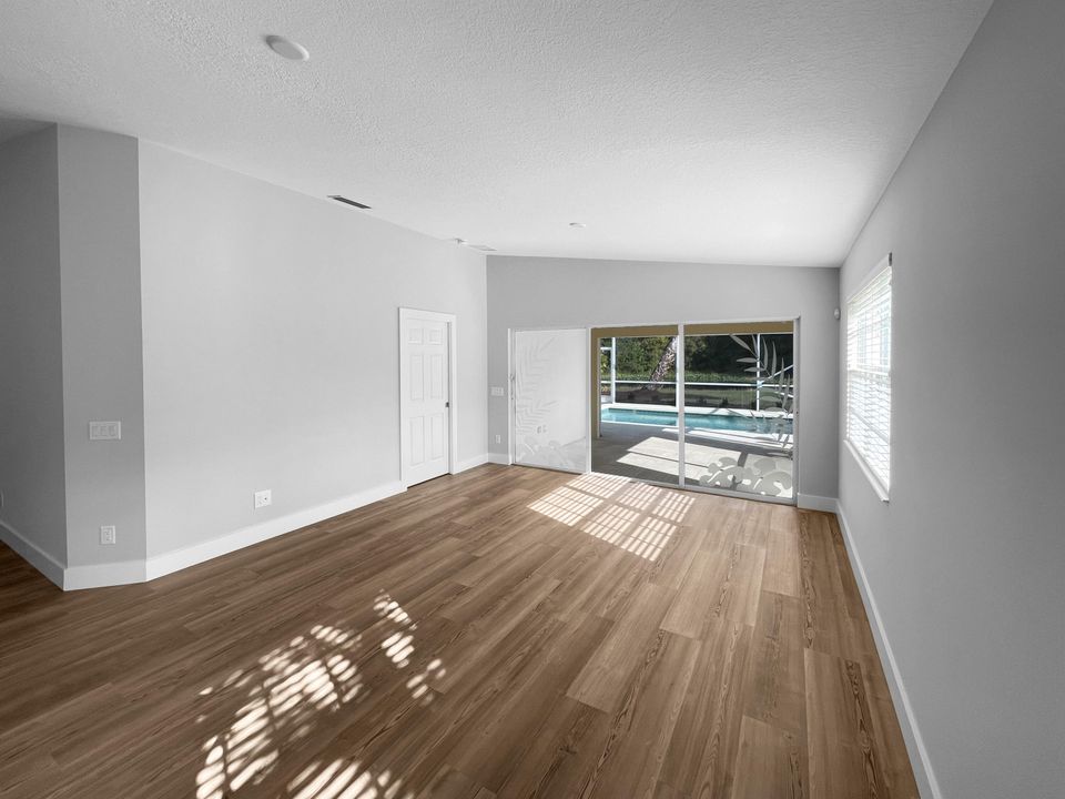 En Venta: $519,000 (2 camas, 2 baños, 1526 Pies cuadrados)