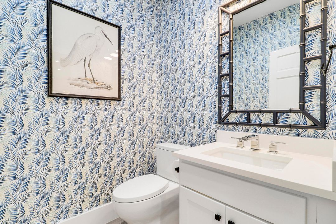 Под контрактом: $2,195,000 (4 спален, 5 ванн, 3849 Квадратных фут)