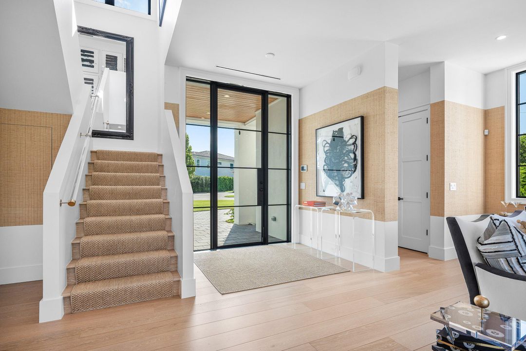 На продажу: $5,595,000 (4 спален, 3 ванн, 4424 Квадратных фут)