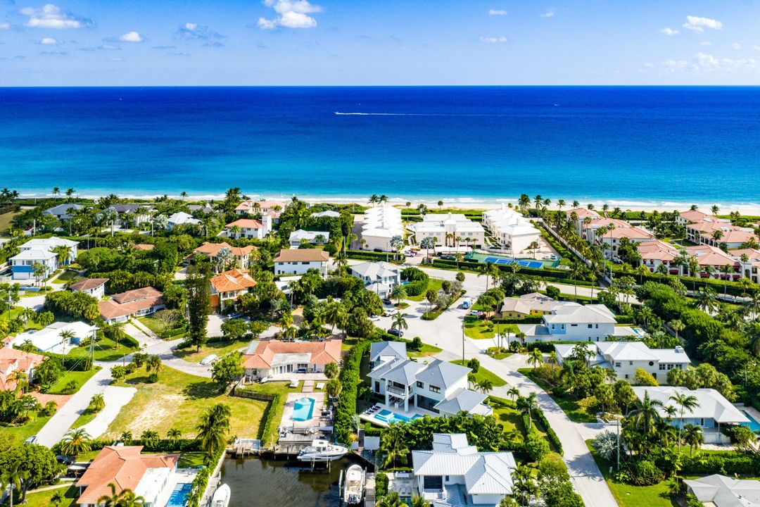 На продажу: $5,595,000 (4 спален, 3 ванн, 4424 Квадратных фут)