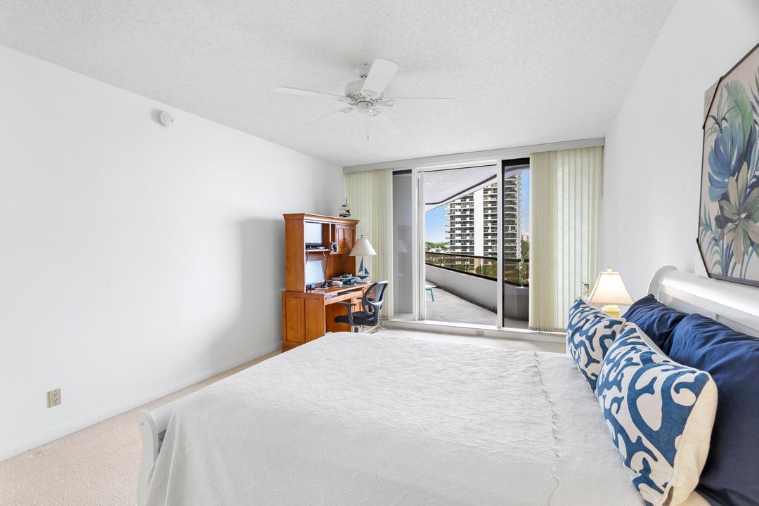 For Sale: $1,100,000 (2 beds, 2 baths, 2448 Square Feet)