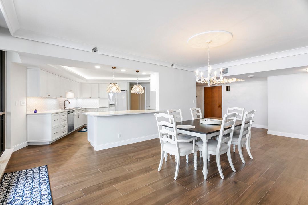 For Sale: $1,100,000 (2 beds, 2 baths, 2448 Square Feet)