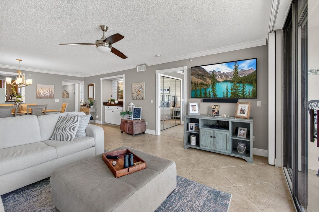 В аренду: $5,000 (2 спален, 2 ванн, 1251 Квадратных фут)