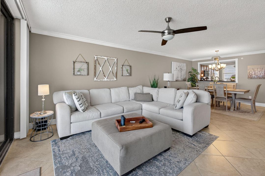 В аренду: $5,000 (2 спален, 2 ванн, 1251 Квадратных фут)