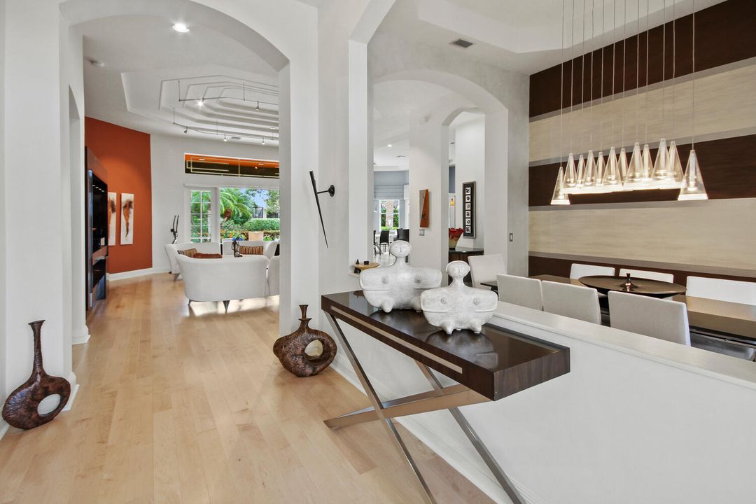 For Sale: $769,000 (3 beds, 2 baths, 2762 Square Feet)