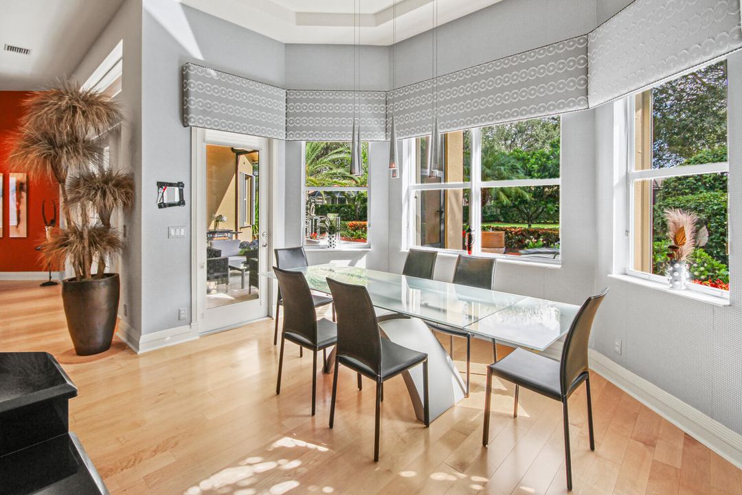 For Sale: $769,000 (3 beds, 2 baths, 2762 Square Feet)