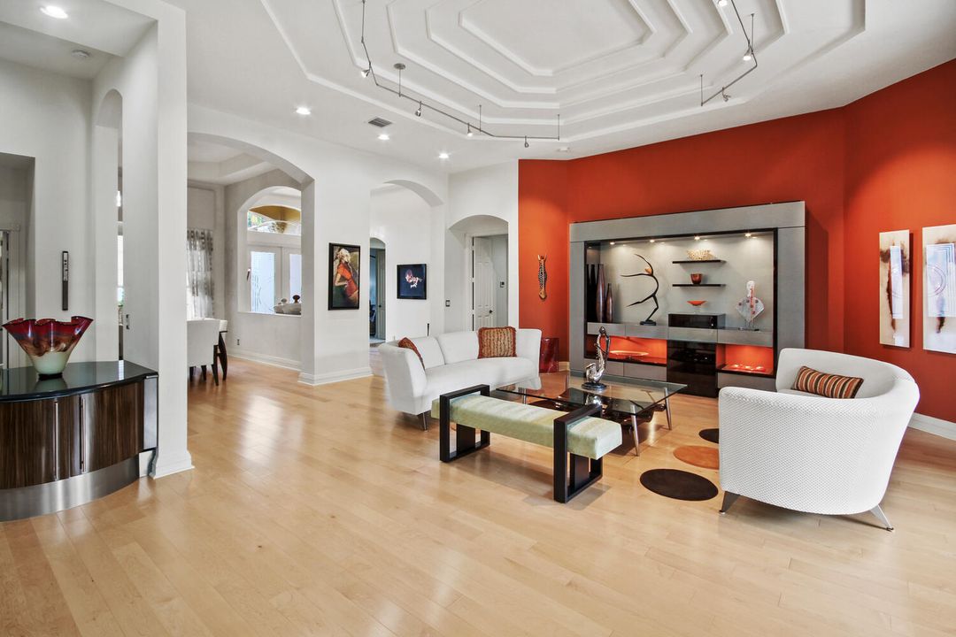 For Sale: $769,000 (3 beds, 2 baths, 2762 Square Feet)