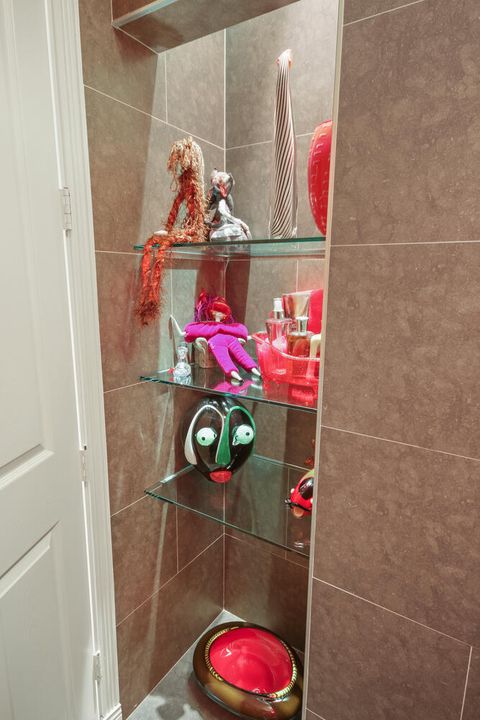 For Sale: $769,000 (3 beds, 2 baths, 2762 Square Feet)