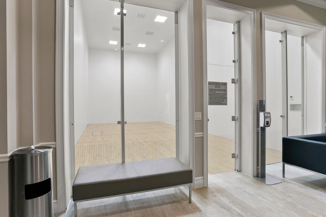 For Sale: $769,000 (3 beds, 2 baths, 2762 Square Feet)