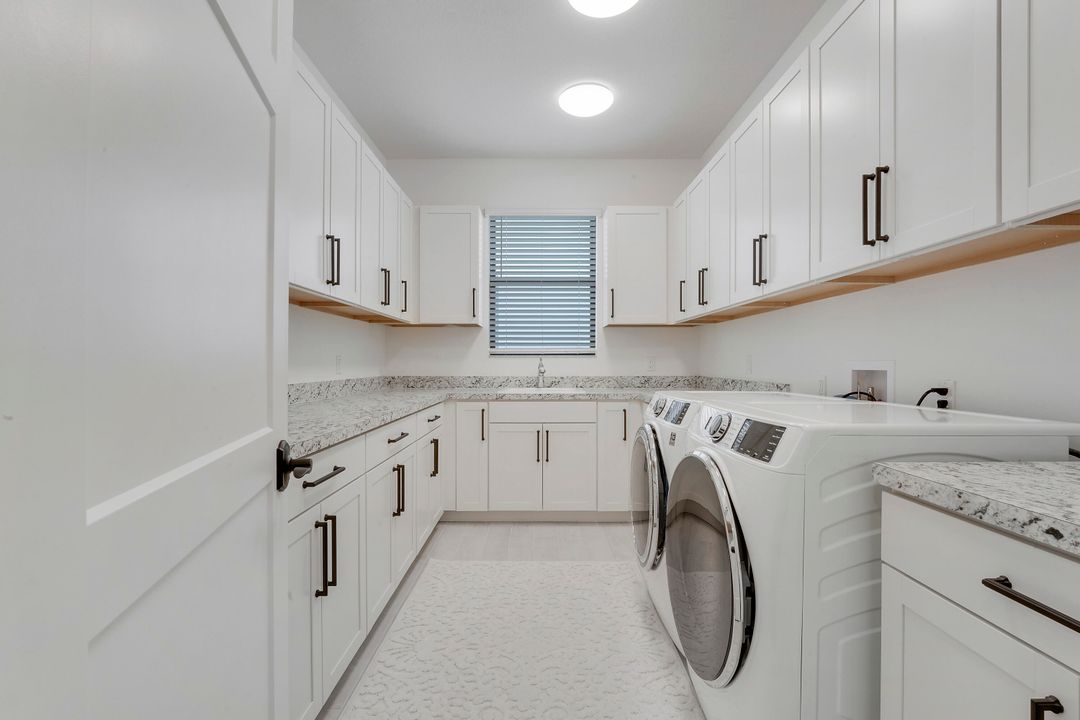 En Venta: $2,500,000 (5 camas, 5 baños, 5109 Pies cuadrados)