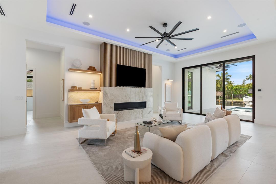 For Sale: $7,500,000 (5 beds, 6 baths, 5020 Square Feet)