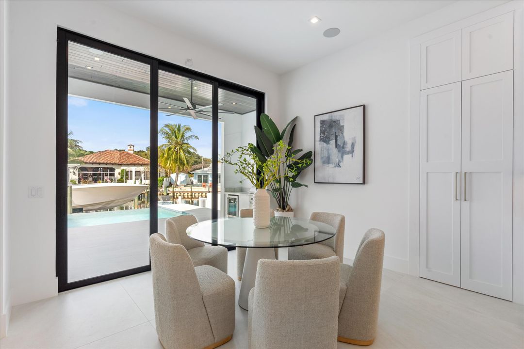 For Sale: $7,500,000 (5 beds, 6 baths, 5020 Square Feet)