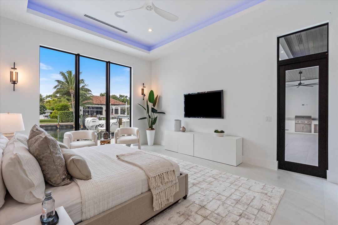 For Sale: $7,500,000 (5 beds, 6 baths, 5020 Square Feet)