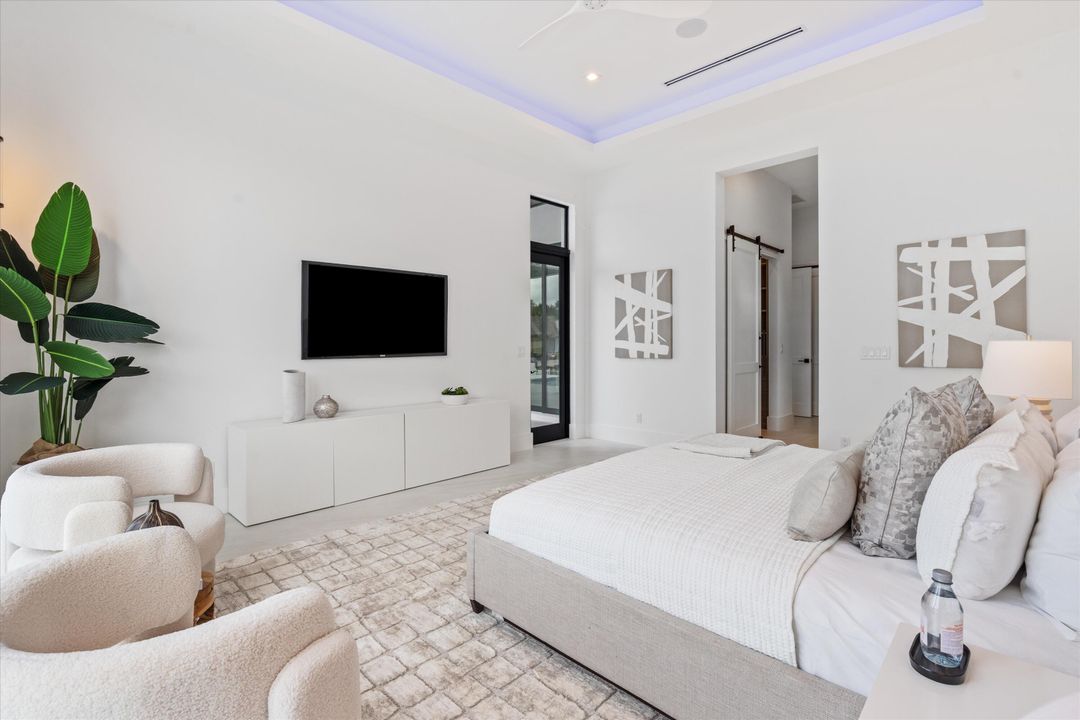 For Sale: $7,500,000 (5 beds, 6 baths, 5020 Square Feet)