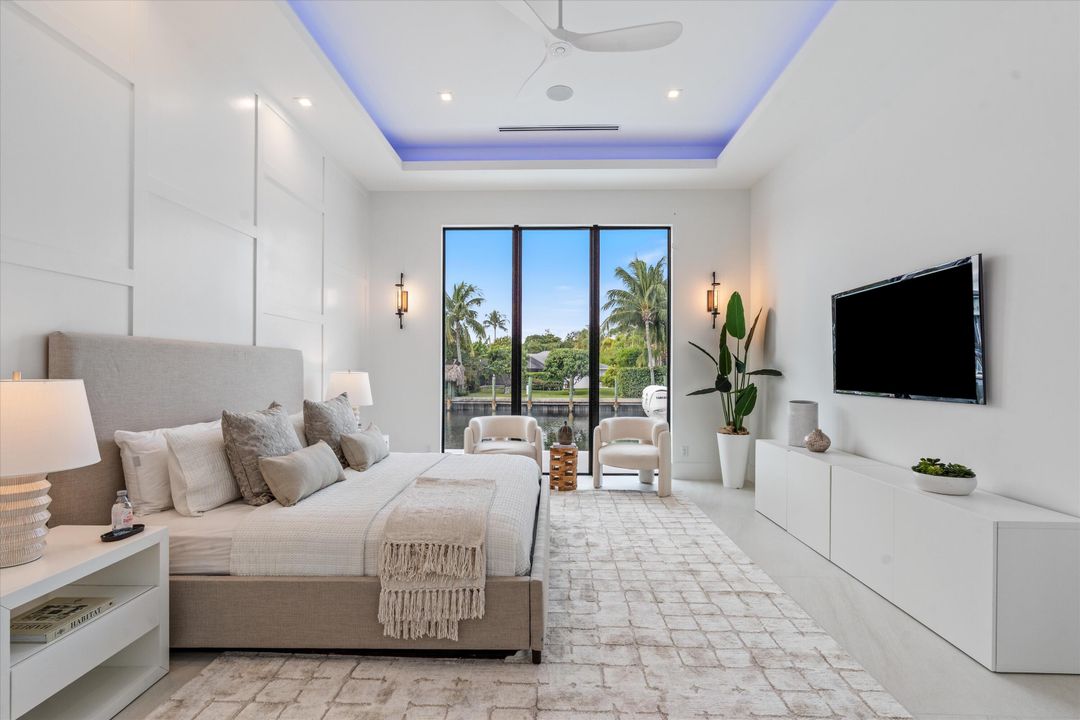 For Sale: $7,500,000 (5 beds, 6 baths, 5020 Square Feet)