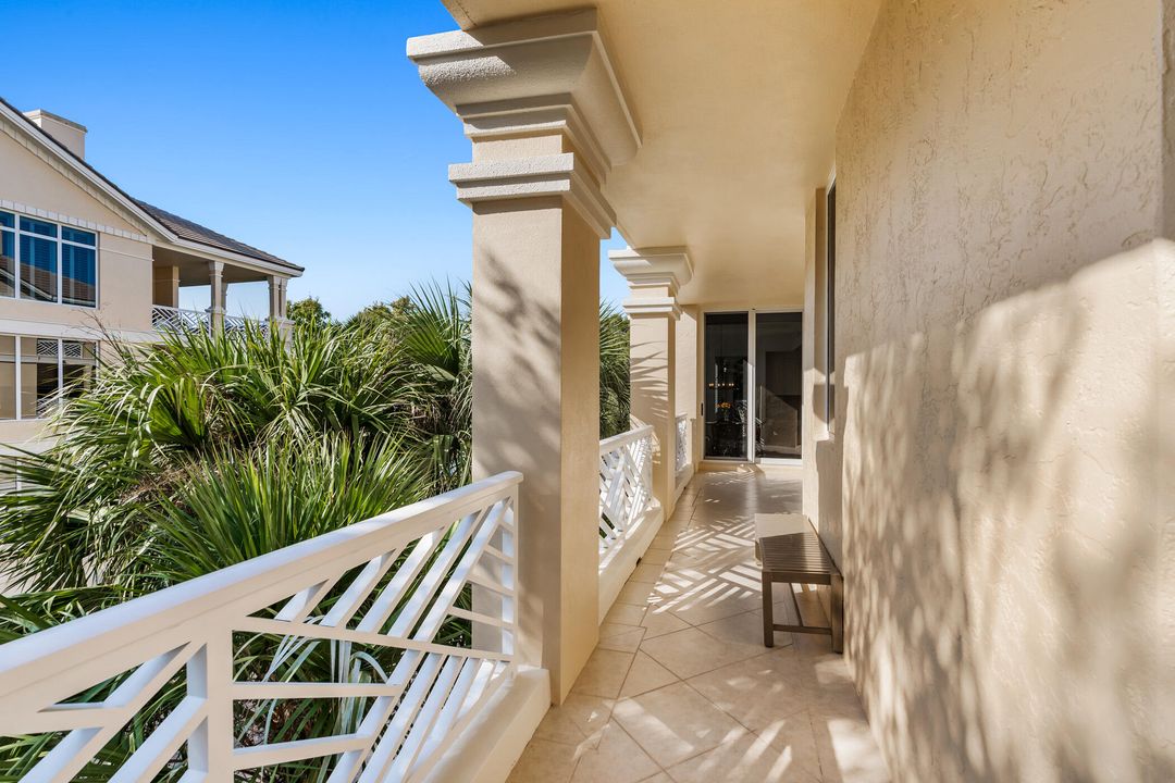 For Sale: $1,050,000 (3 beds, 3 baths, 3081 Square Feet)