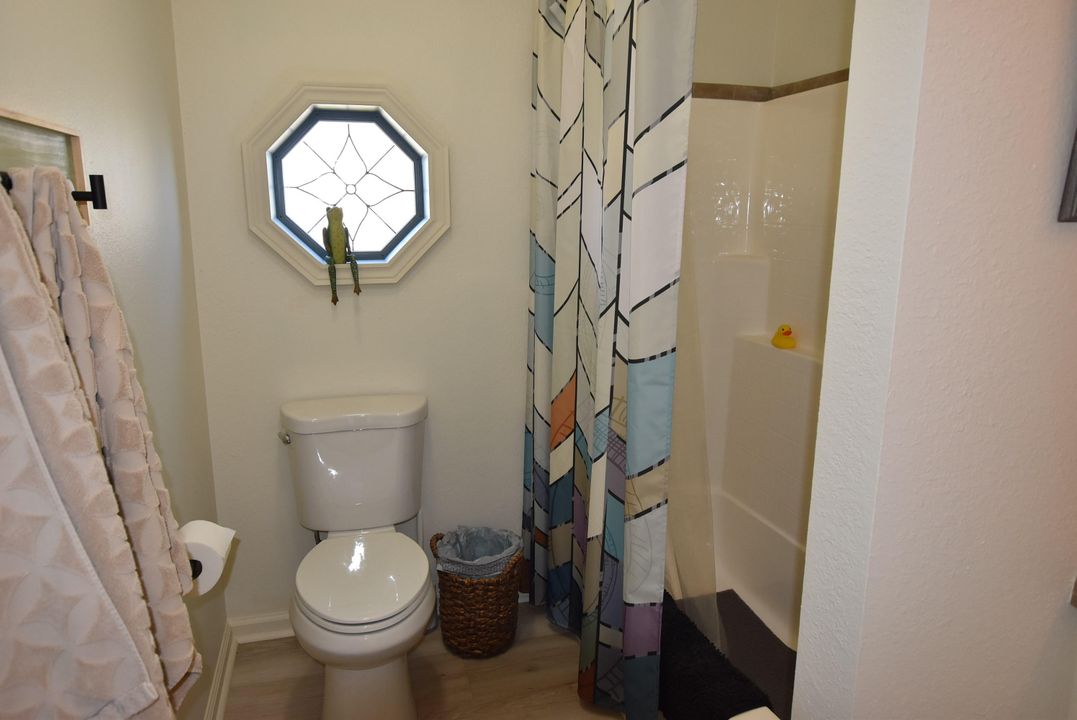 For Sale: $167,500 (3 beds, 2 baths, 1500 Square Feet)