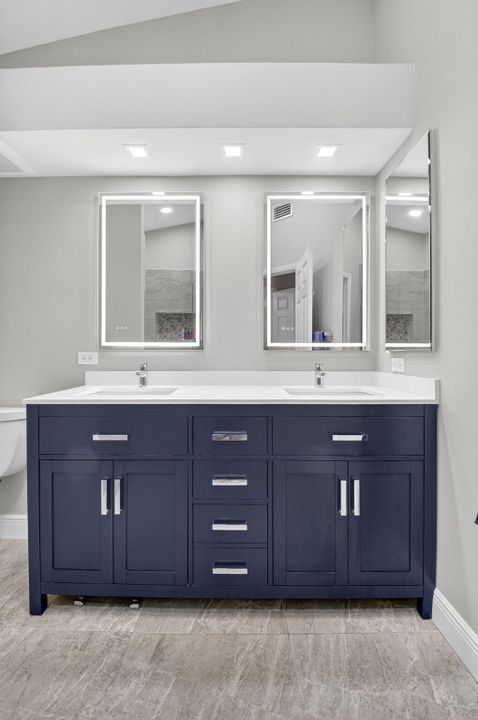 На продажу: $549,000 (2 спален, 2 ванн, 1426 Квадратных фут)