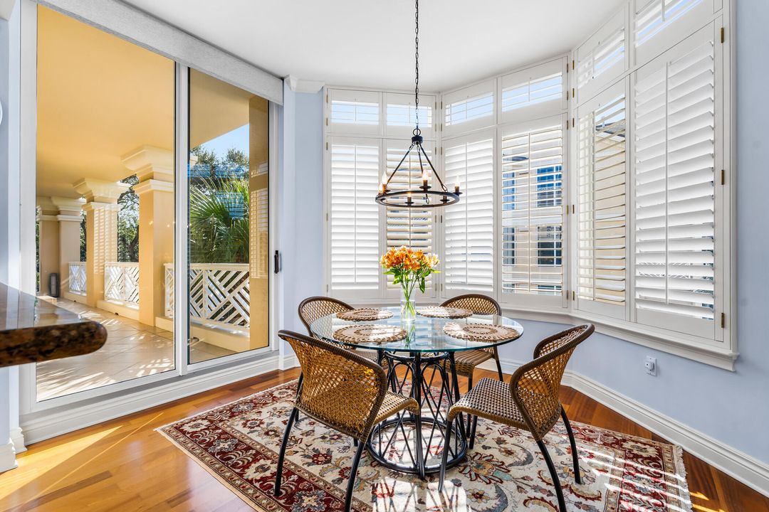 For Sale: $1,050,000 (3 beds, 3 baths, 3081 Square Feet)