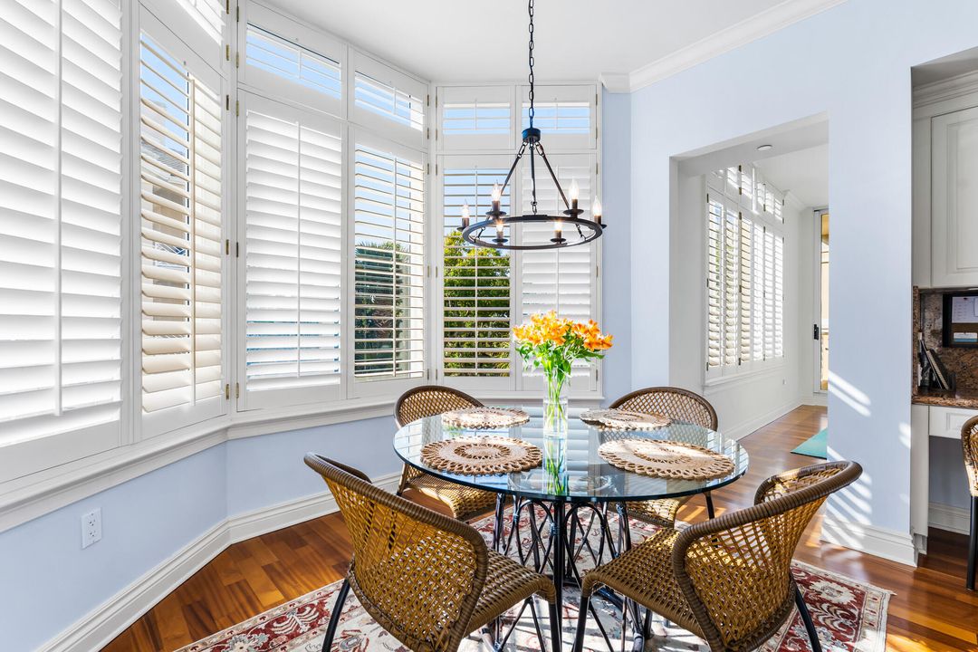 For Sale: $1,050,000 (3 beds, 3 baths, 3081 Square Feet)