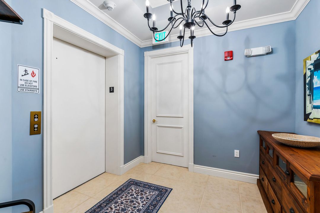 For Sale: $1,050,000 (3 beds, 3 baths, 3081 Square Feet)